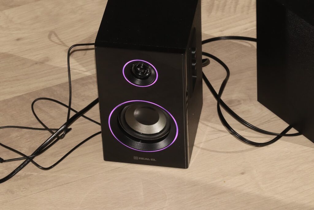 REAL-EL_S-415_acoustic_system